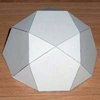 Paper model half icosidodecahedron