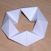 Paper model octagonal kaleidocycle
