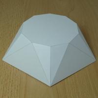 sólido pentagonal-decagonal