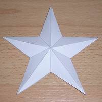 五角星形棱锥（低）