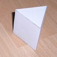 Paper model triangular prism
