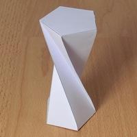 gedraaid vijfhoekig prisma (180 graden)