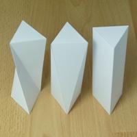 gedraaid driehoekig prisma